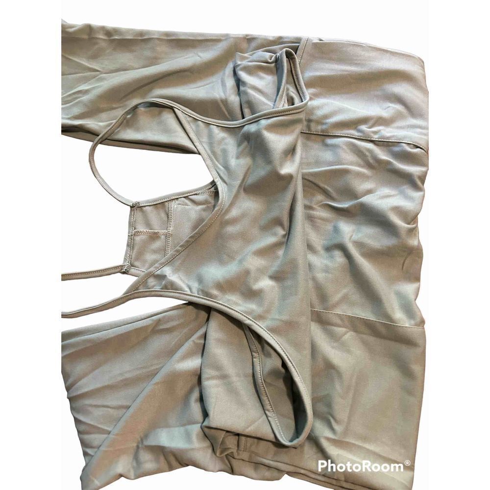 Brand NEW Jumper/Romper Size Large